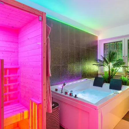Vintage Mit Jacuzzi Und Sauna Essen